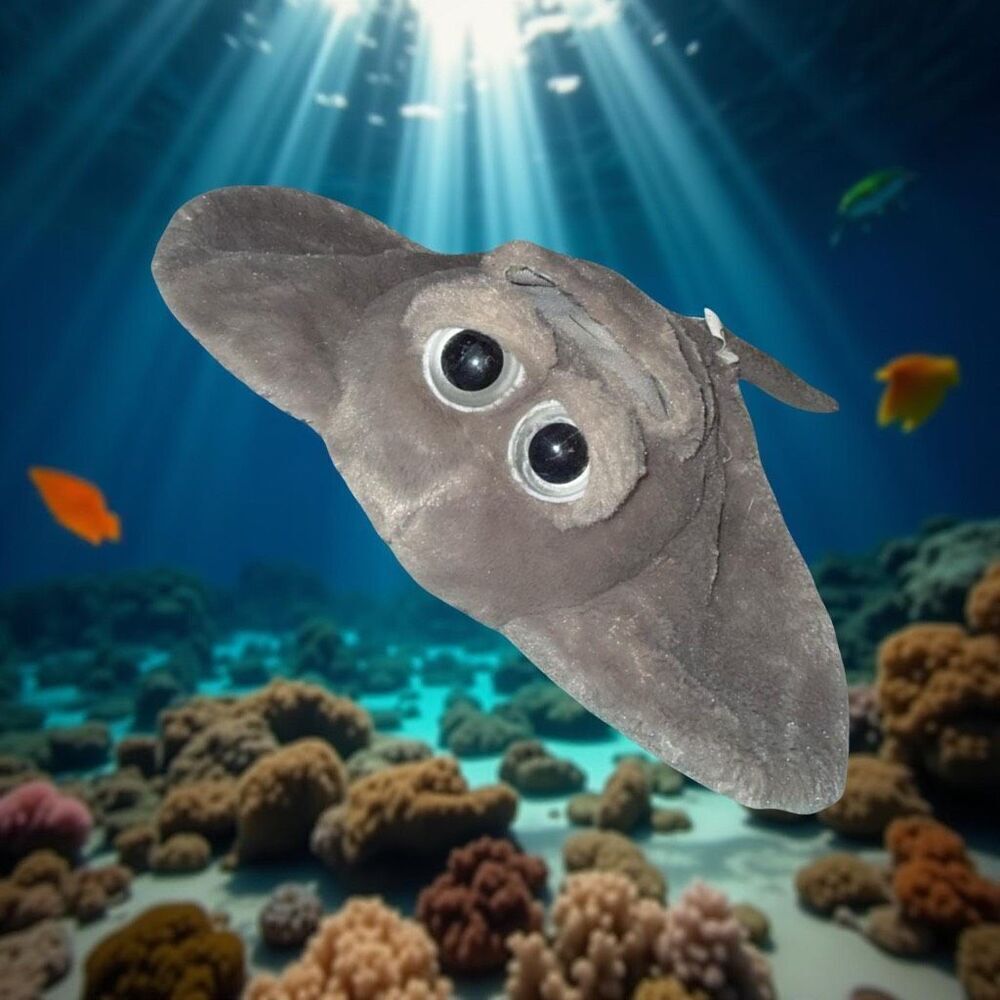 1994 The Petting Zoo Gray Big Eyes Soft Plush Stingray Stuffed Animal P32